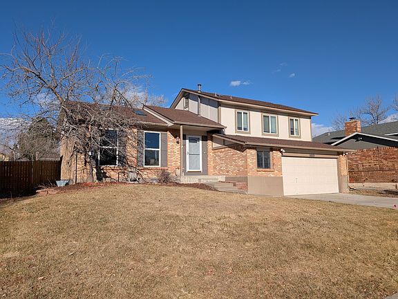 3rd image of 10975 Gray Cir