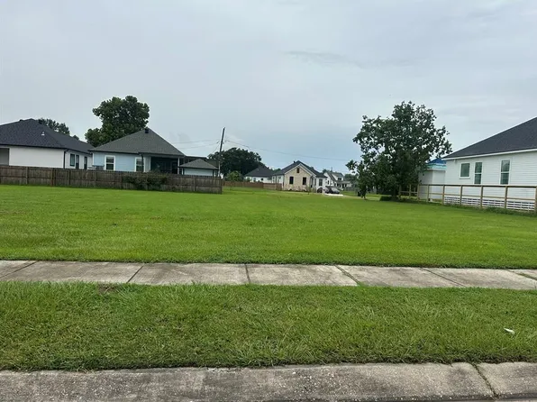 1931 Benjamin St, Arabi, LA 70032