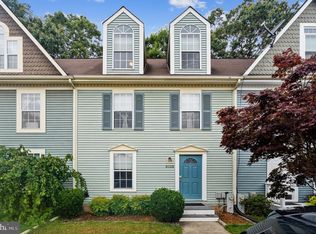 9328 Sea Oat Ct, North Beach, MD 20714