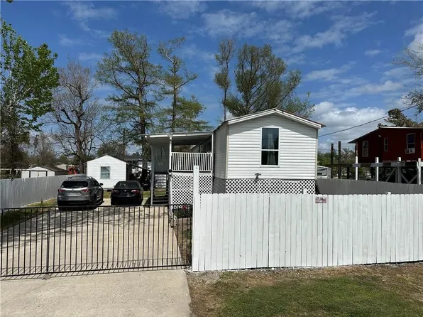 205 Reynold St, Montegut, LA 70377