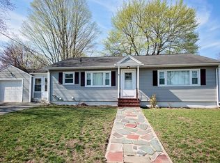 5 Dunstable St, Lawrence, MA 01843