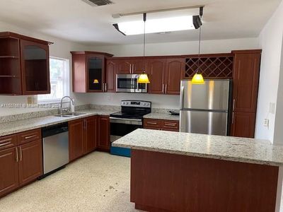 1375 NE 199th St, Miami, FL, 33179