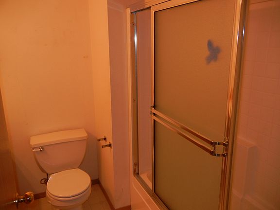 5th image of 12812 58th Ave NE