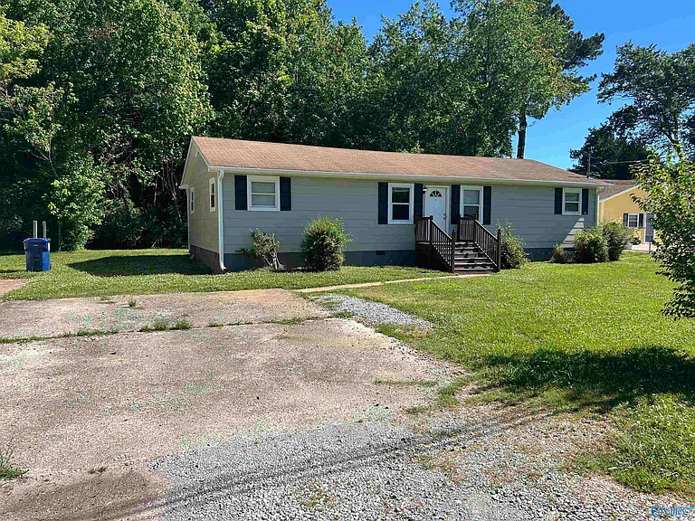 2212 Ricky Rd NW — Photo 2