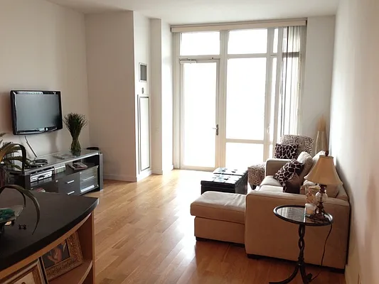 Rented by Metropolitan Property Group | media 1