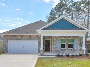 152 Harding Rd, Niceville, FL 32578