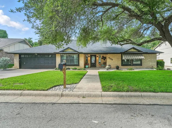 4109 Three Oaks Dr, Arlington, TX 76016
