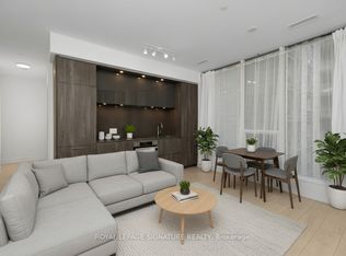 15 Mercer St #525, Toronto, ON M5V0T8