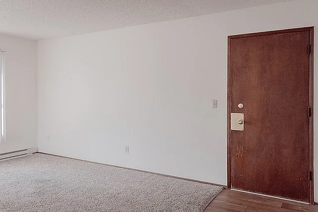 Villa 34 Apartments - Portland Oregon