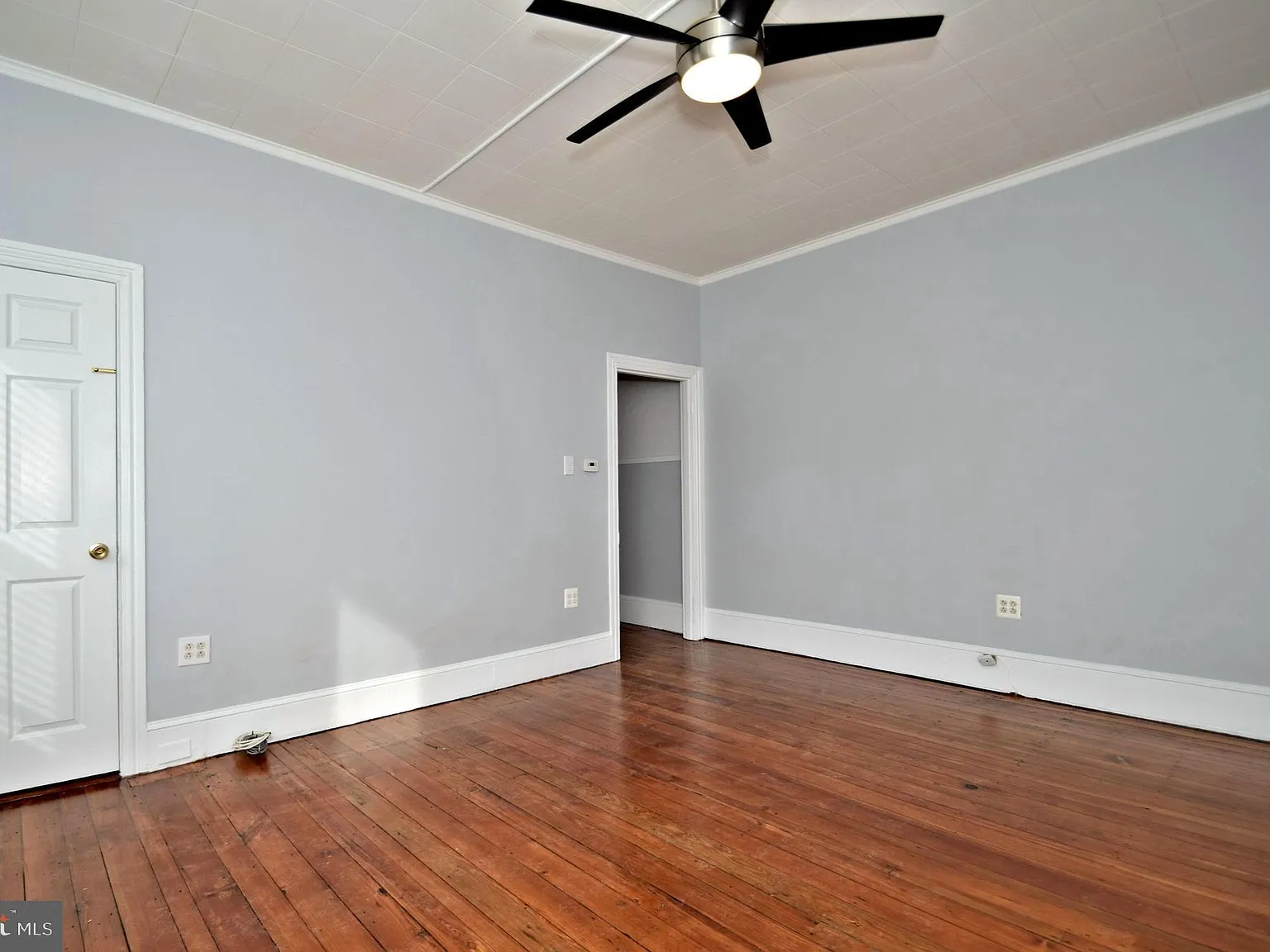 4 bed, 2020 sqft, $2,700 — Photo 4