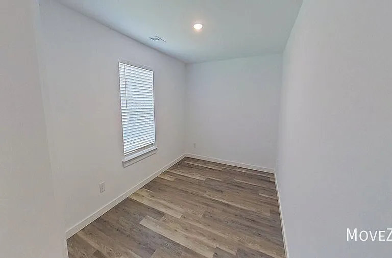 275 Vanderbilt Rd — Photo 12