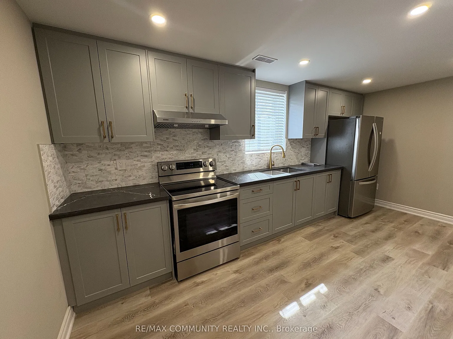 2 bed, $2,250 — Photo 4