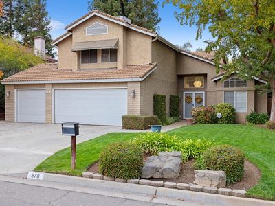 878 E Buckhill Rd, Fresno, CA, 93720