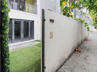 Grove Villas Condo, Miami, FL 33133