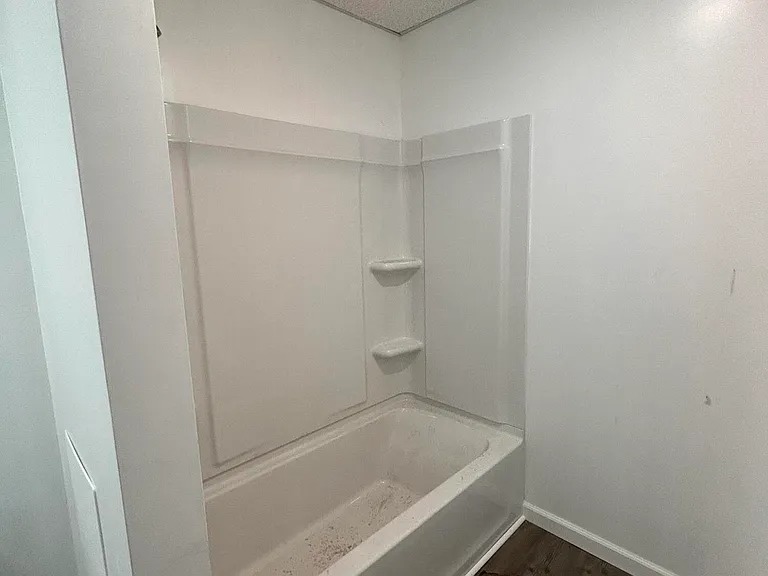 352 Market 1st Floor St — Photo 8