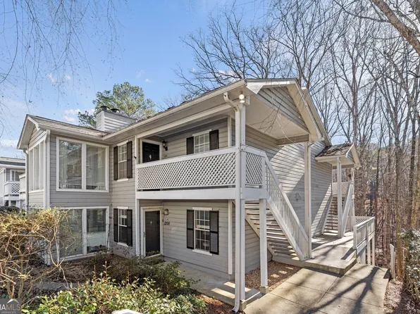 1207 Vicksburg Pl, Sandy Springs, GA 30350