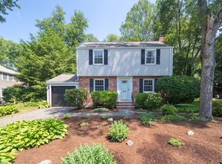 16 Surrey Ln, Natick, MA 01760