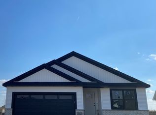 3621 Silverado Trl, Normal, IL 61761