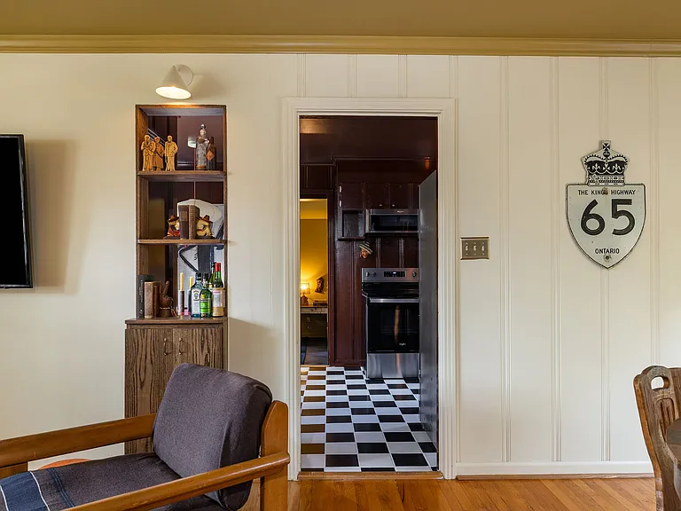 3110 Southlake Dr — Photo 43