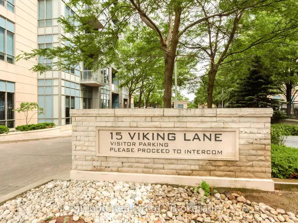 15 Viking Ln #2502, Toronto, ON M9B 0A4