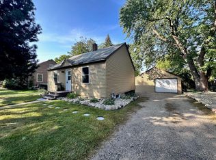 817 N Armstrong Ave, Litchfield, MN 55355