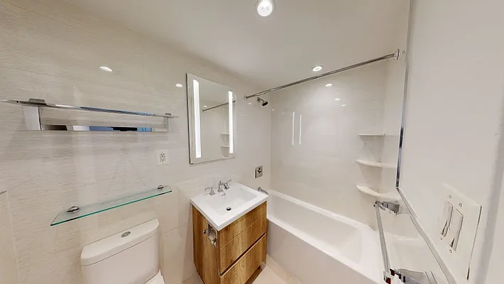 Rented by AZ REALTY NYC LLC | media 34