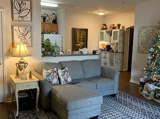 447 W Longleaf Dr APT 1414, Auburn, AL 36832