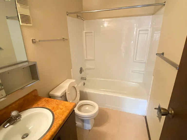 2227 A St #4 — Photo 5