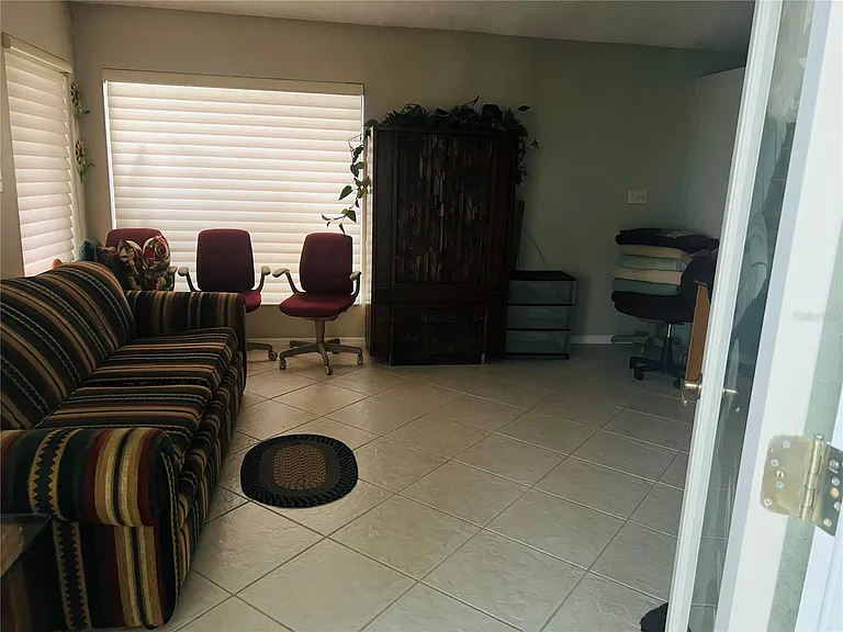 832 Palm Harbor Ct — Photo 9