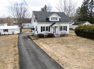 43 Birch St, Minto, NB E4B 3L7