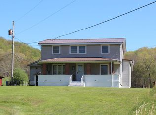 5708 Webster Rd, Cowen, WV 26206