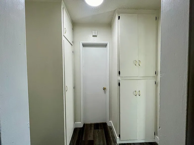 2708 — Photo 7
