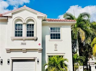 7033 Ambrosia Ln APT 408, Naples, FL 34119