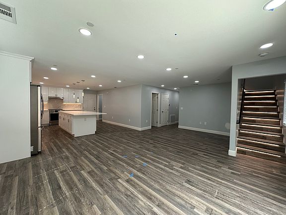 2nd image of 1603 Pecan Ct
