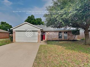 6103 Autumn Springs Dr, Arlington, TX 76001