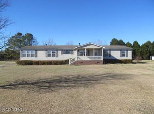 5040 Bear Grass Rd, Williamston, NC 27892