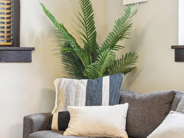 3006 W 44th St, Minneapolis, MN