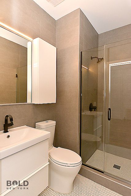 1st image of 455 Hudson St APT 11
