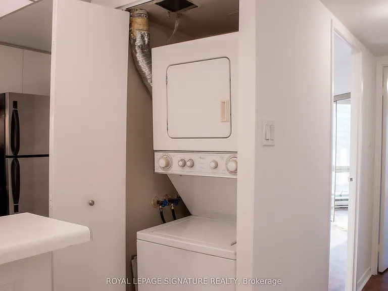 1001 Bay St #3403 — Photo 21