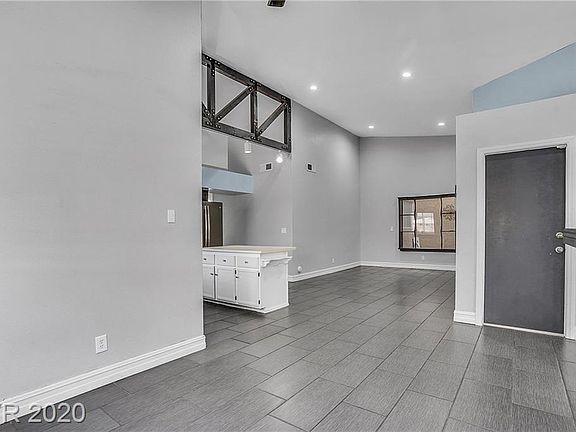 5th image of 7241 Chesterton Dr