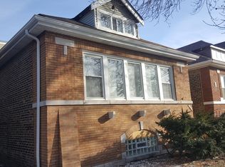 10649 S Bensley Ave, Chicago, IL 60617