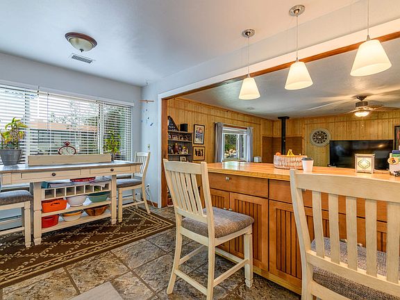5th image of 3120 Parkland Ct