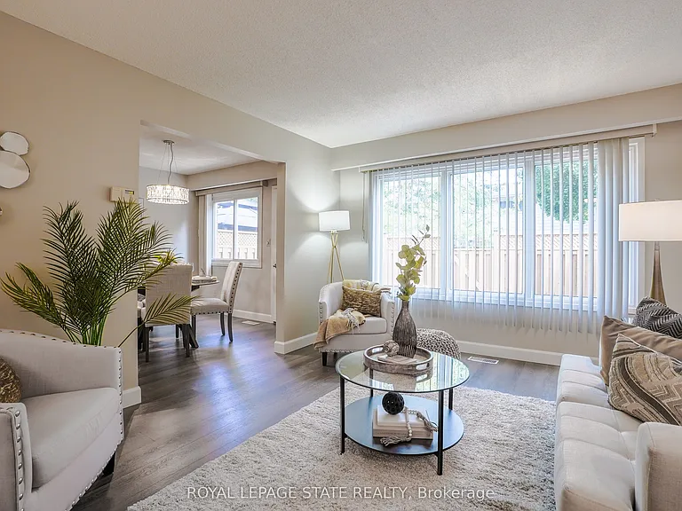 90 Saint Andrews Dr — Photo 3