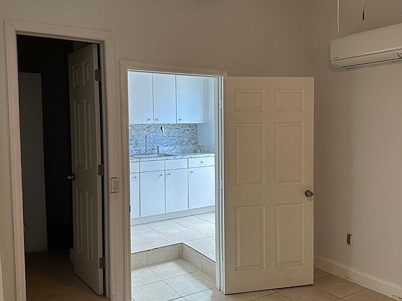 5th image of 8206 SW 14th Ct