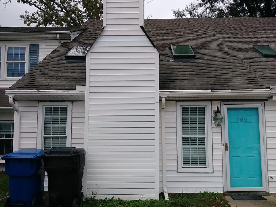 1st image of 705 Crystal Springs Ct