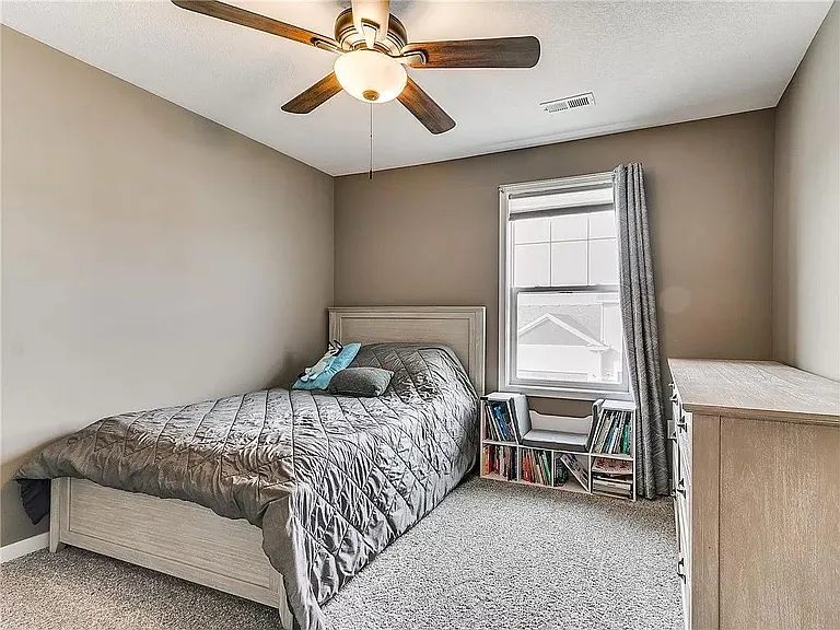 1411 SW Campus Ln — Photo 26