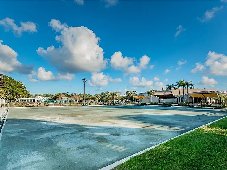2040 World Parkway Blvd #34 — Photo 37