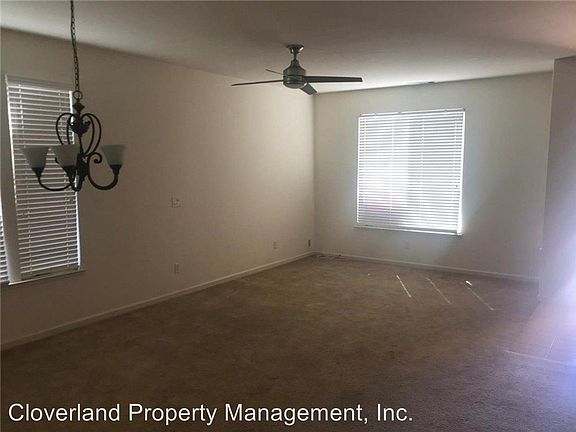 5th image of 692 Birch Ct