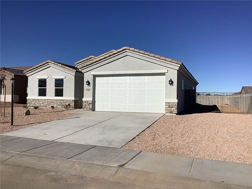 2nd image of 2781 E Cerro Vista