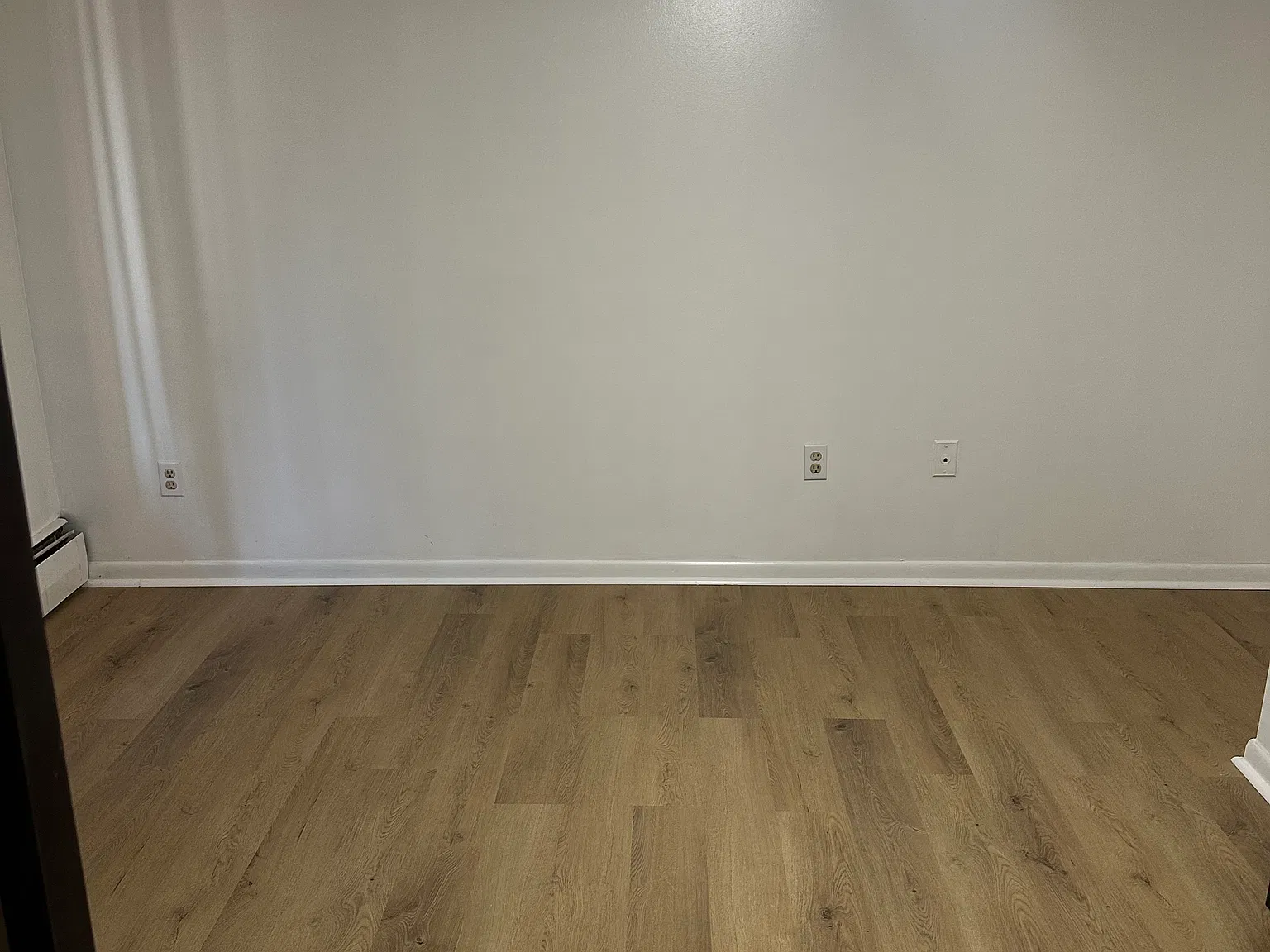 2 bed, 700 sqft, $1,200 — Photo 2